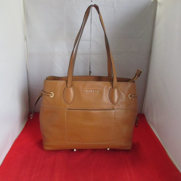 Michael Kors Mae Large East West Leather Drawstring Tote $298 Acorn #054